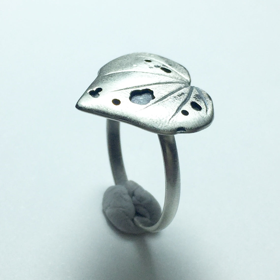 Kawakawa ring - sterling silver